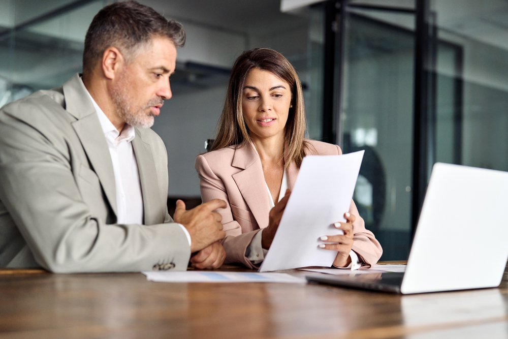 A Colleyville DUI lawyer consults with a client about their case’s legal defenses.